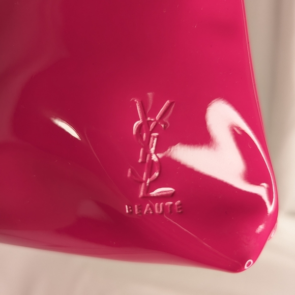 EUC YVES SAINT LAURENT YSL BARBIE CORE PINK PATENT LEATHER ZIPPY POUCH - Picture 5 of 9